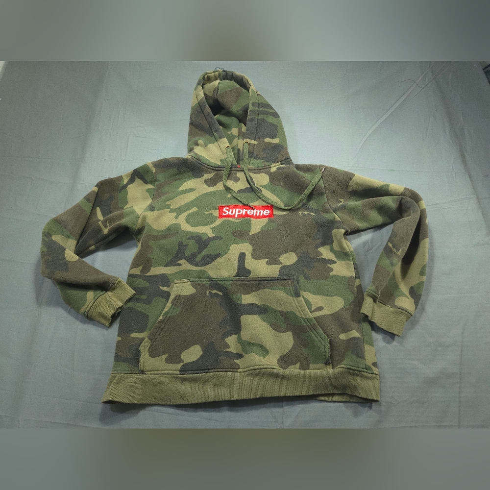 Supreme Camouflage Hoodie Large Pullover Jumper